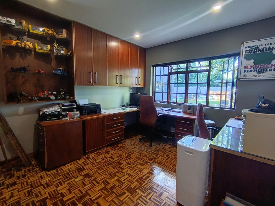 4 Bedroom Property for Sale in Universitas Free State